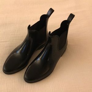 Short Black Rain Boots